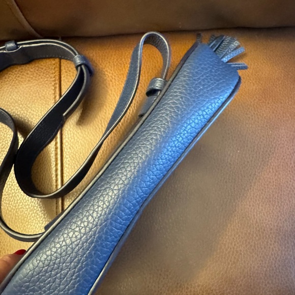 Tory Burch, navy blue pebbled leather belt bag with tassel accent - Picture 6 of 10